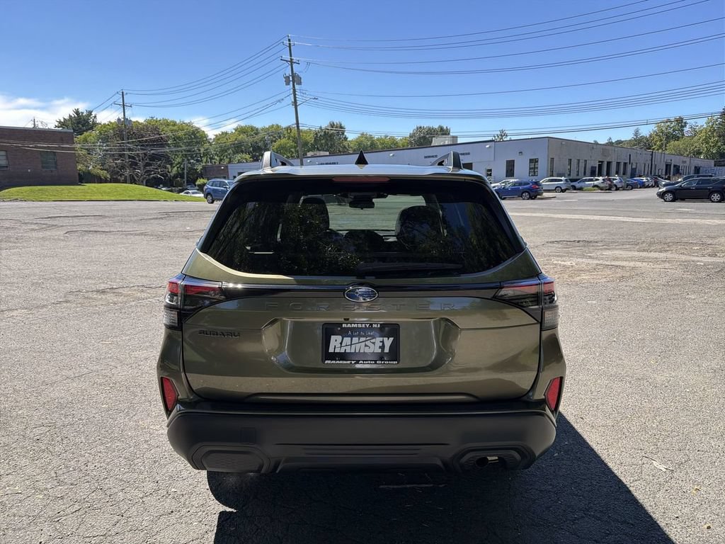 Used 2026 Subaru Forester Premium AWD/4WD image 7
