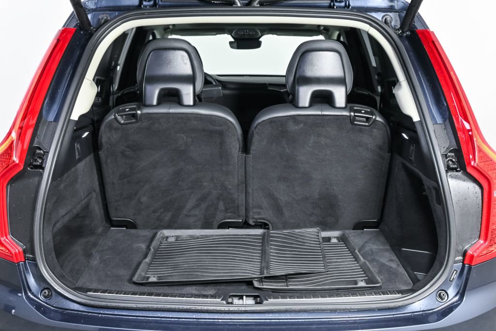 Certified 2023 Volvo XC90 B6 Plus w/ Protection Package AWD/4WD image 32