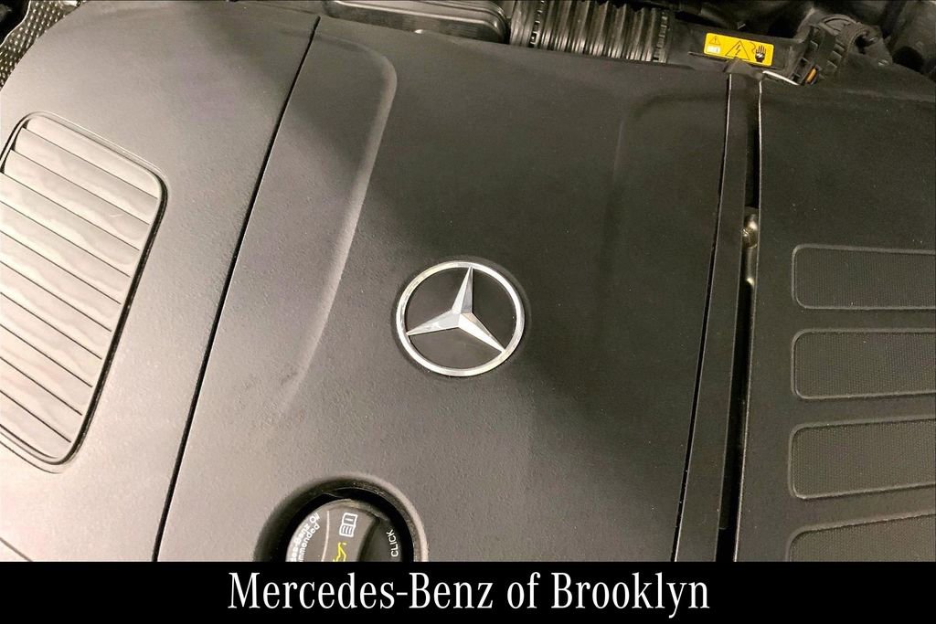 Used 2024 Mercedes-Benz GLC 300 4MATIC image 34