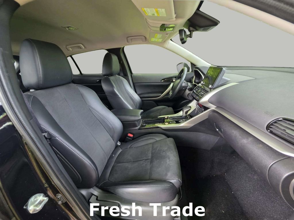 Used 2025 Mitsubishi Eclipse Cross Black Edition image 10