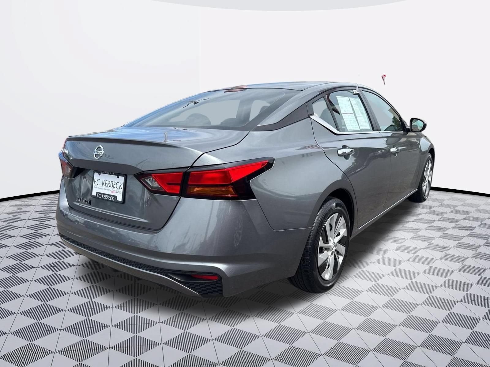Used 2022 Nissan Altima 2.5 S FWD image 7