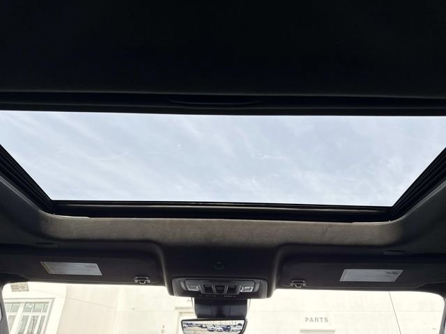 Used 2025 GMC Sierra 1500 AT4X image 18