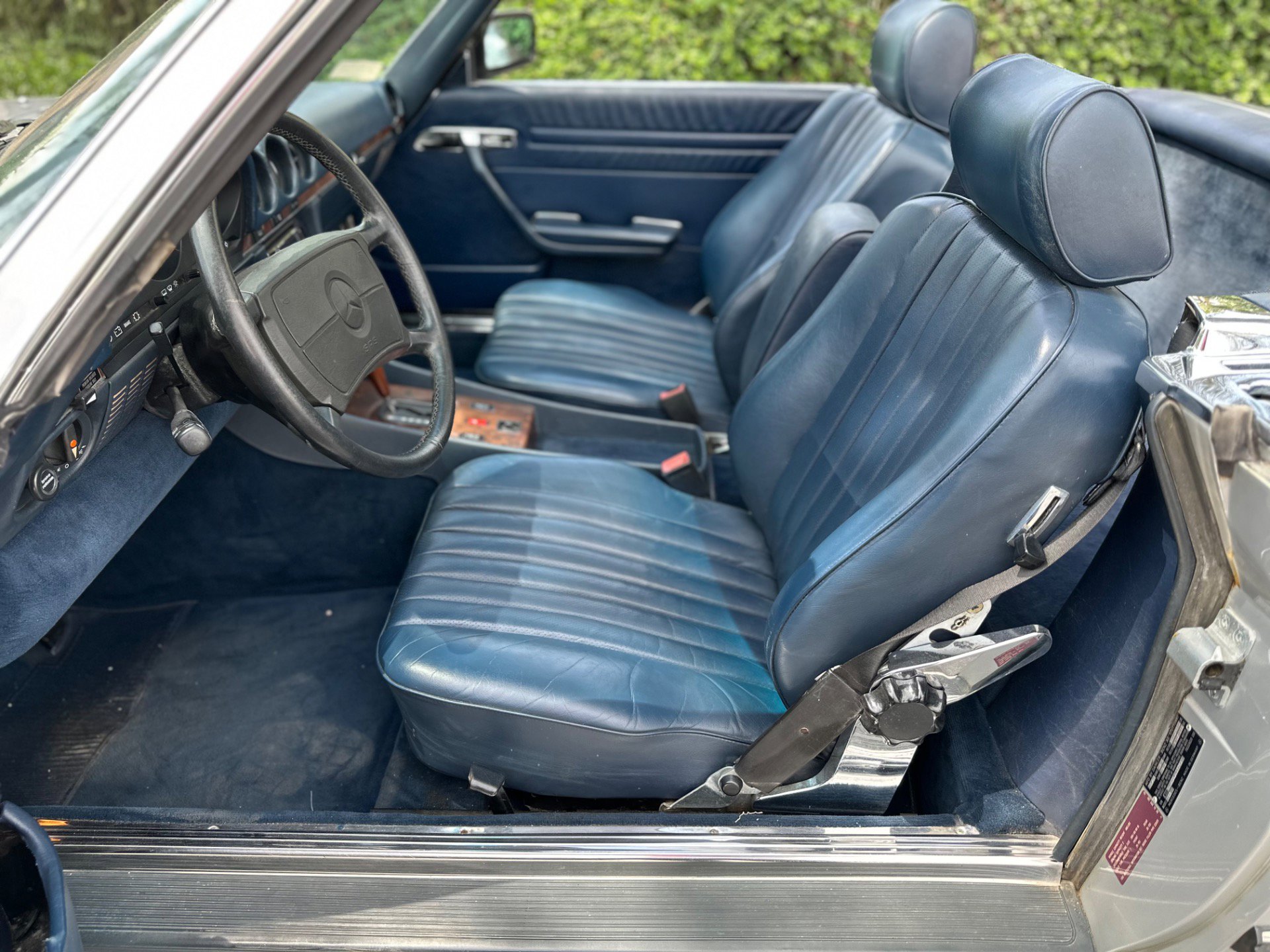 Used 1988 Mercedes-Benz 560 SL image 36