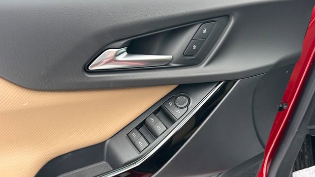 New 2026 Chevrolet Equinox ACTIV image 13