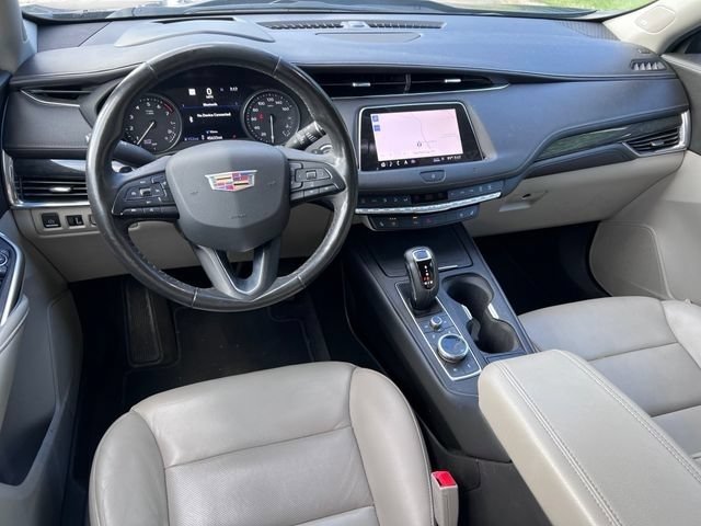 Used 2019 Cadillac XT4 Premium Luxury FWD image 8