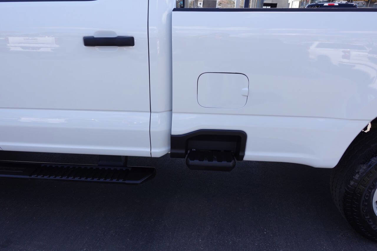 Used 2024 Ford F250 XLT w/ FX4 Off-Road Package image 32