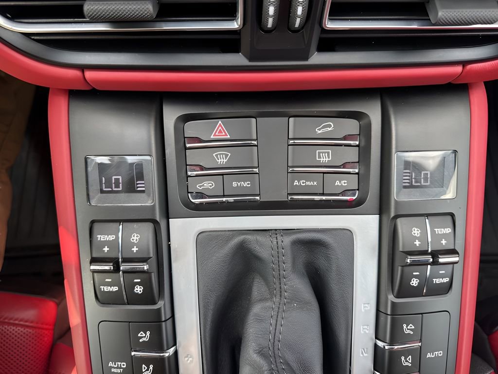 Used 2021 Porsche Macan GTS image 21