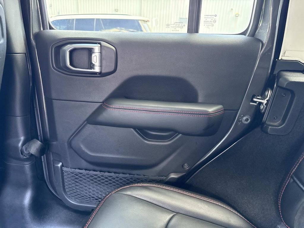 Used 2020 Jeep Wrangler Unlimited Rubicon AWD/4WD image 14