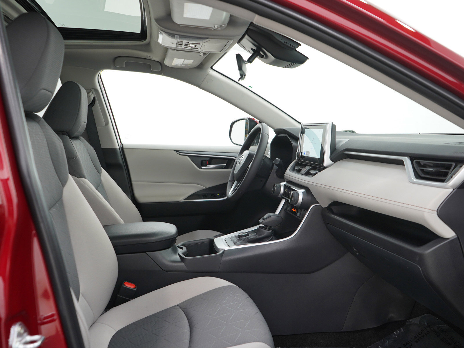 Used 2025 Toyota RAV4 XLE w/ Convenience Package AWD/4WD image 13