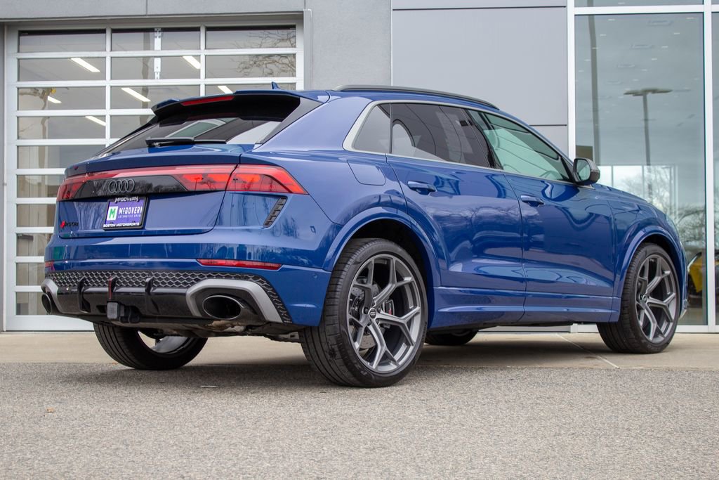 Used 2025 Audi RS Q8 performance image 10