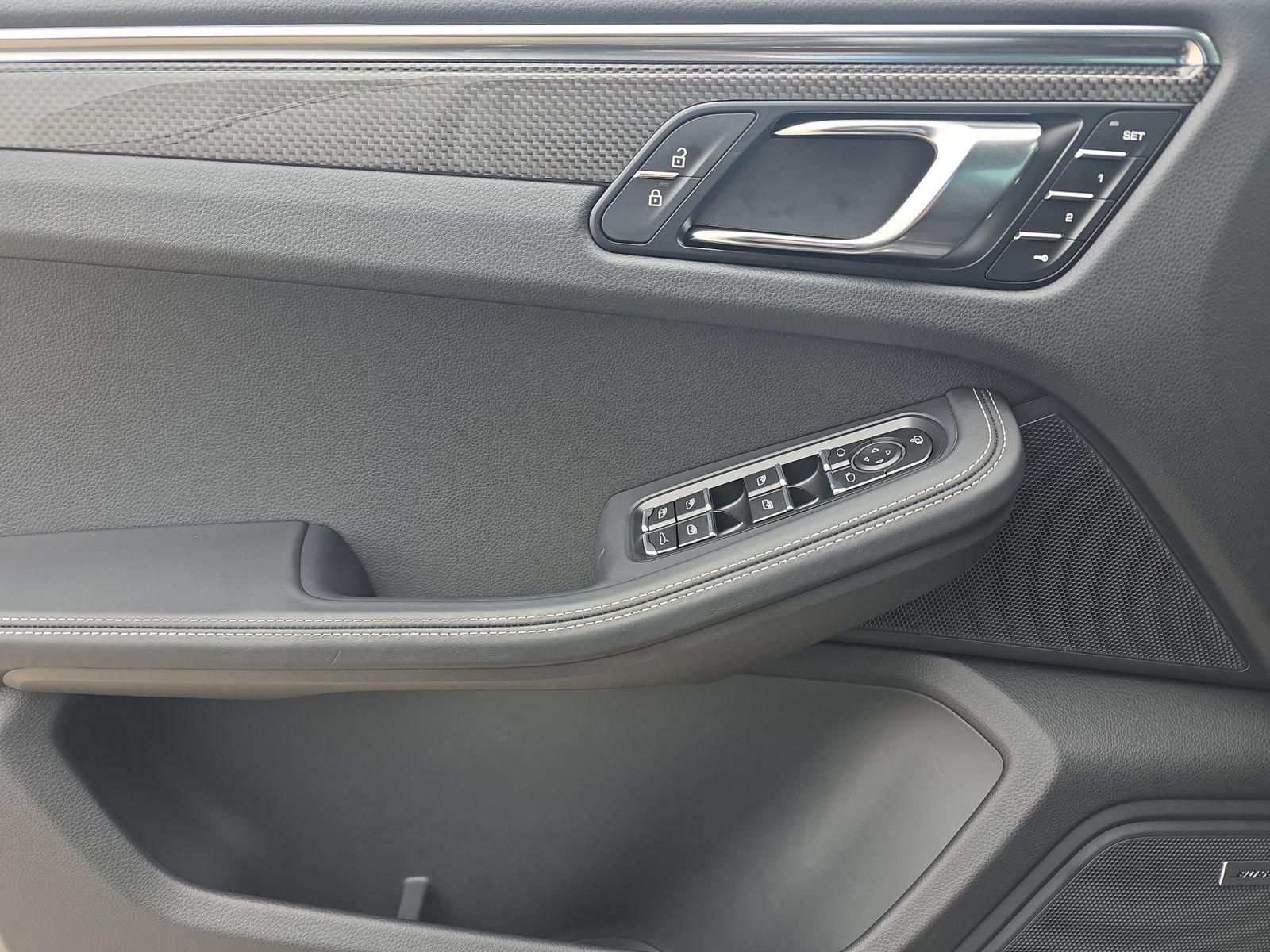 Certified 2026 Porsche Macan GTS AWD/4WD image 14