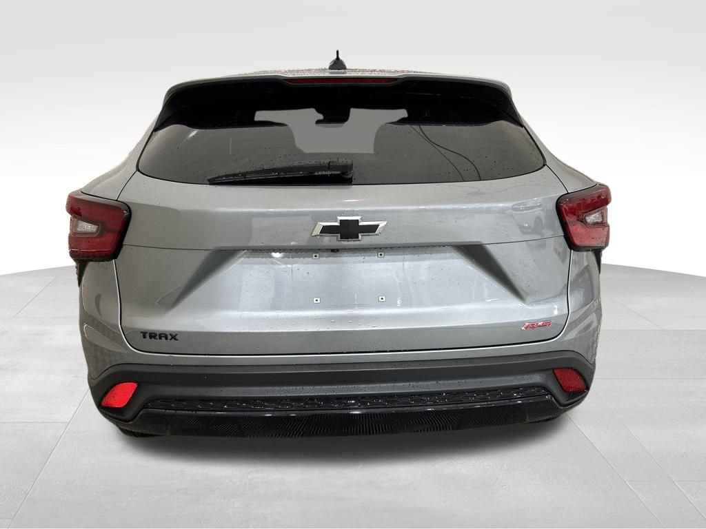 Certified 2024 Chevrolet Trax RS w/ Sunroof Package image 11