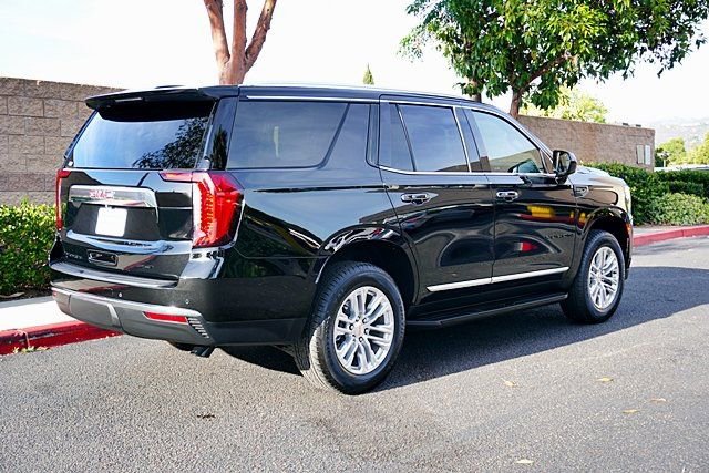 Used 2024 GMC Yukon SLT RWD image 8