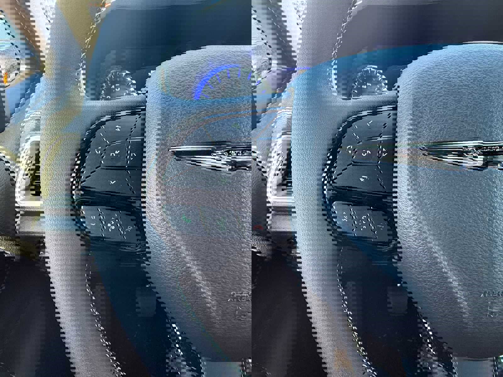 New 2026 Chrysler Pacifica Select image 11