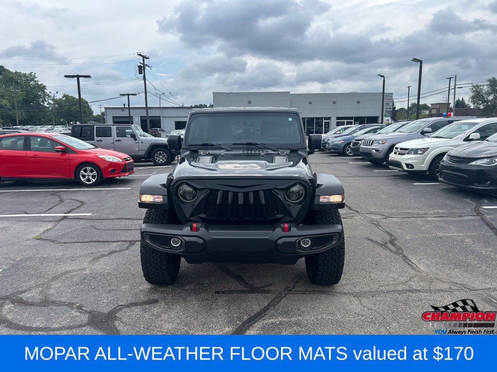 Used 2023 Jeep Wrangler Unlimited Rubicon w/ Cold Weather Group AWD/4WD image 9