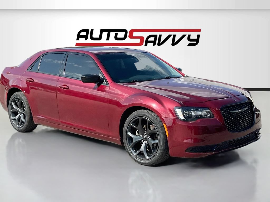 Used 2023 Chrysler 300 Touring w/ Sport Appearance Package RWD image 1