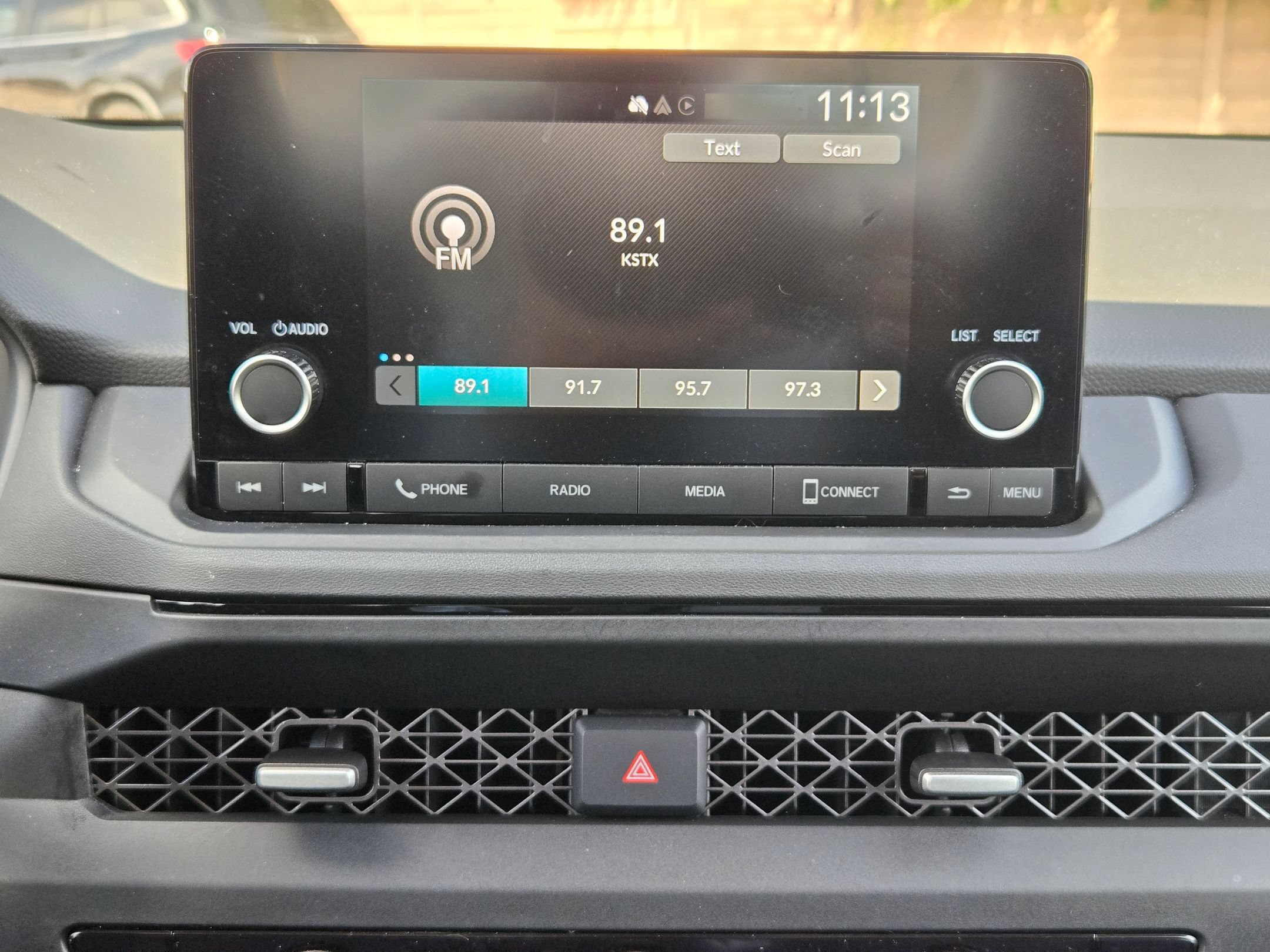 Certified 2025 Honda Accord SE image 17