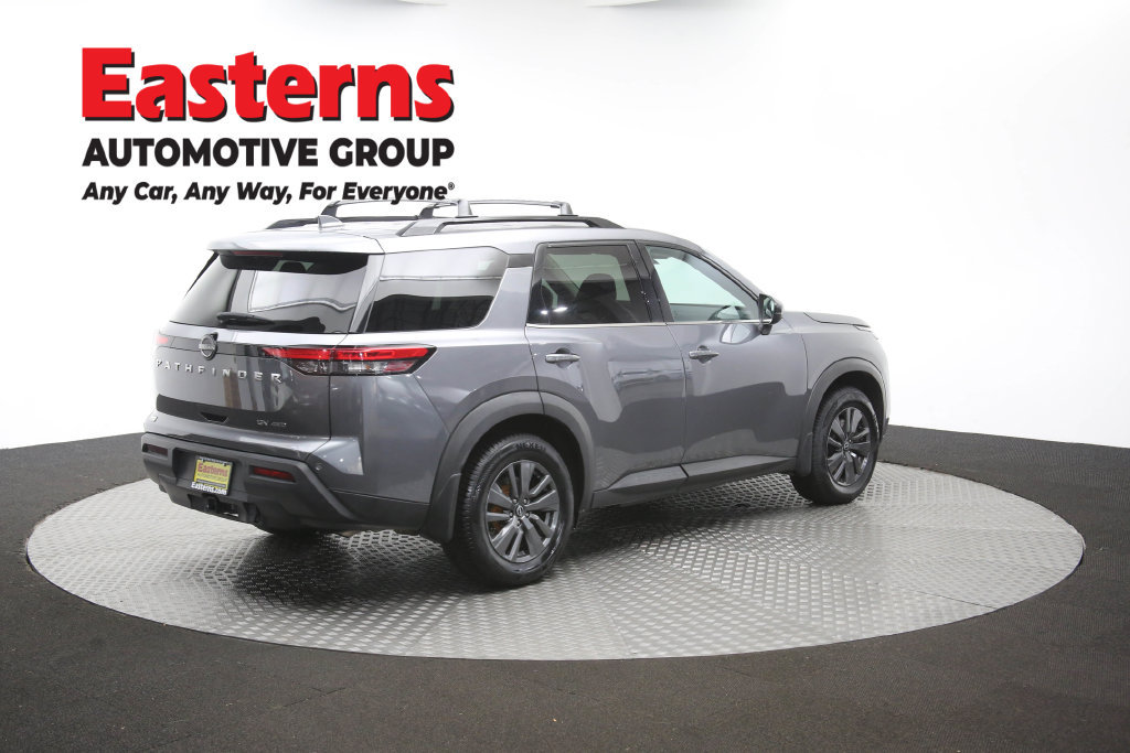 Used 2023 Nissan Pathfinder SV w/ SV Premium Package AWD/4WD image 47