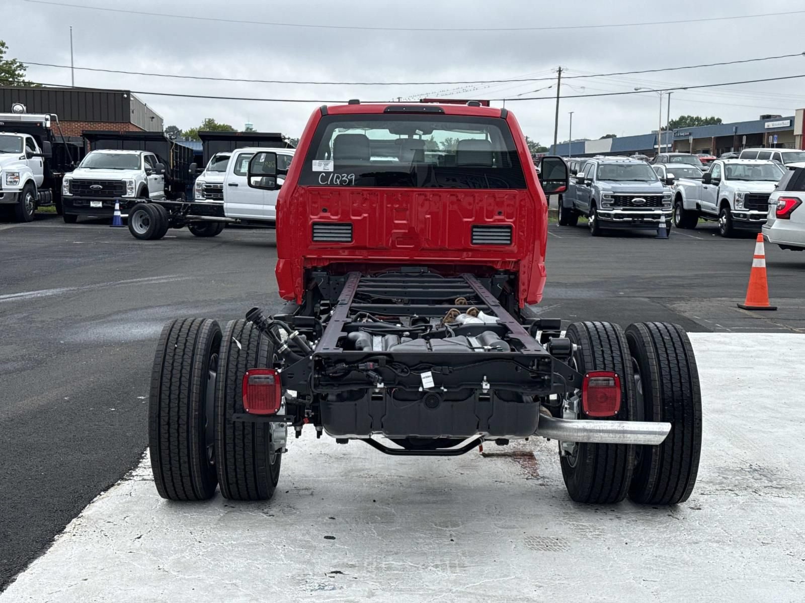 New 2026 Ford F600 2WD Regular Cab Super Duty image 4