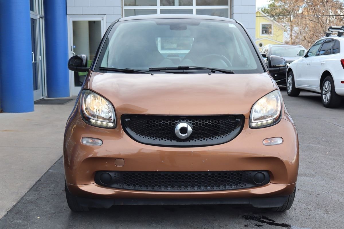 Used 2016 smart fortwo passion image 6