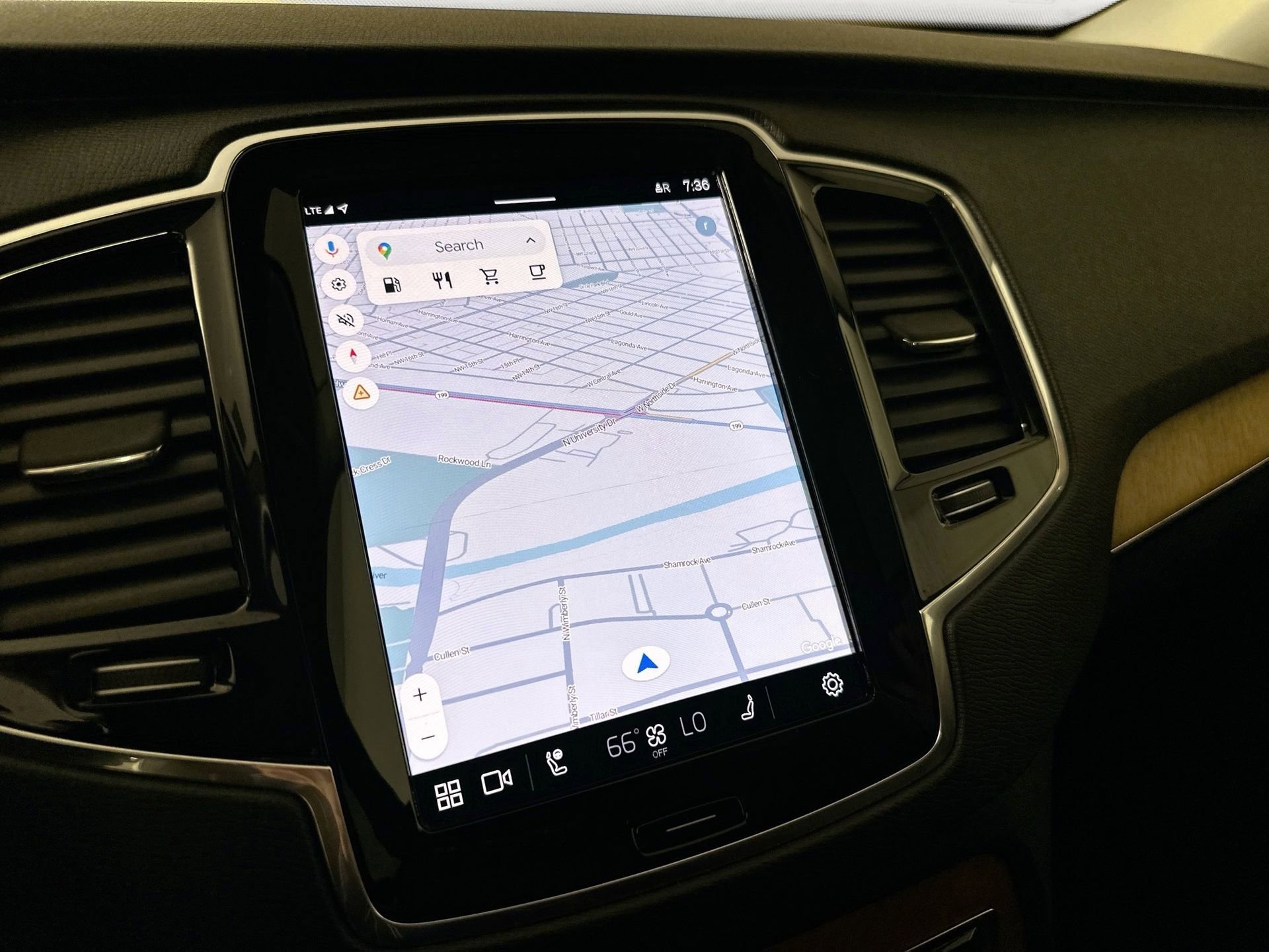 Certified 2023 Volvo XC90 B6 Plus w/ Protection Package Premier image 13