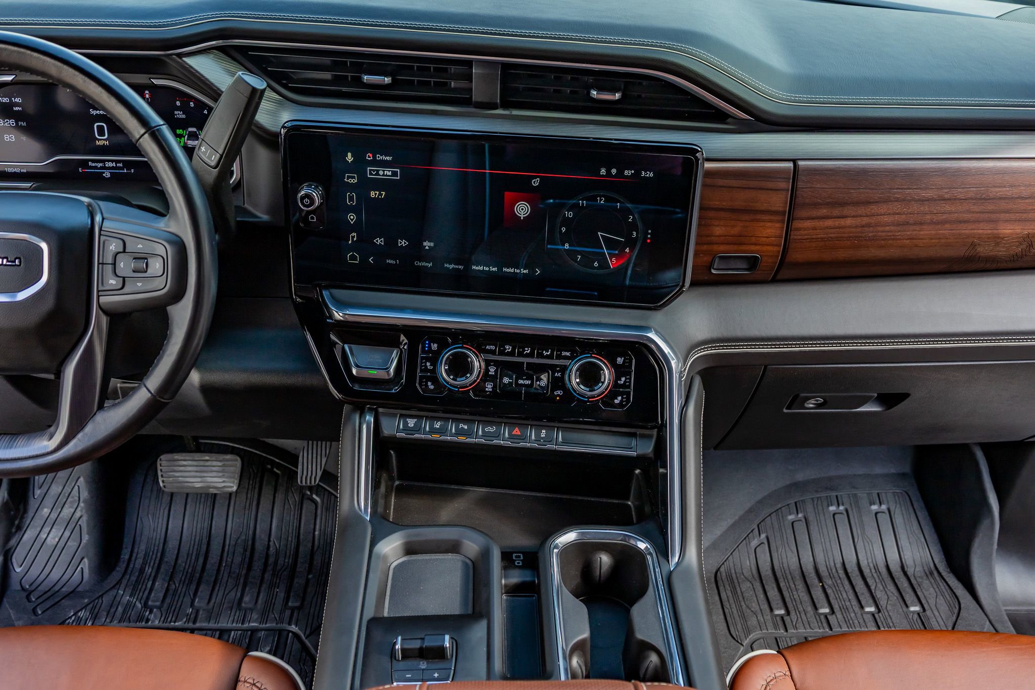 Used 2024 GMC Sierra 3500 Denali Ultimate image 23