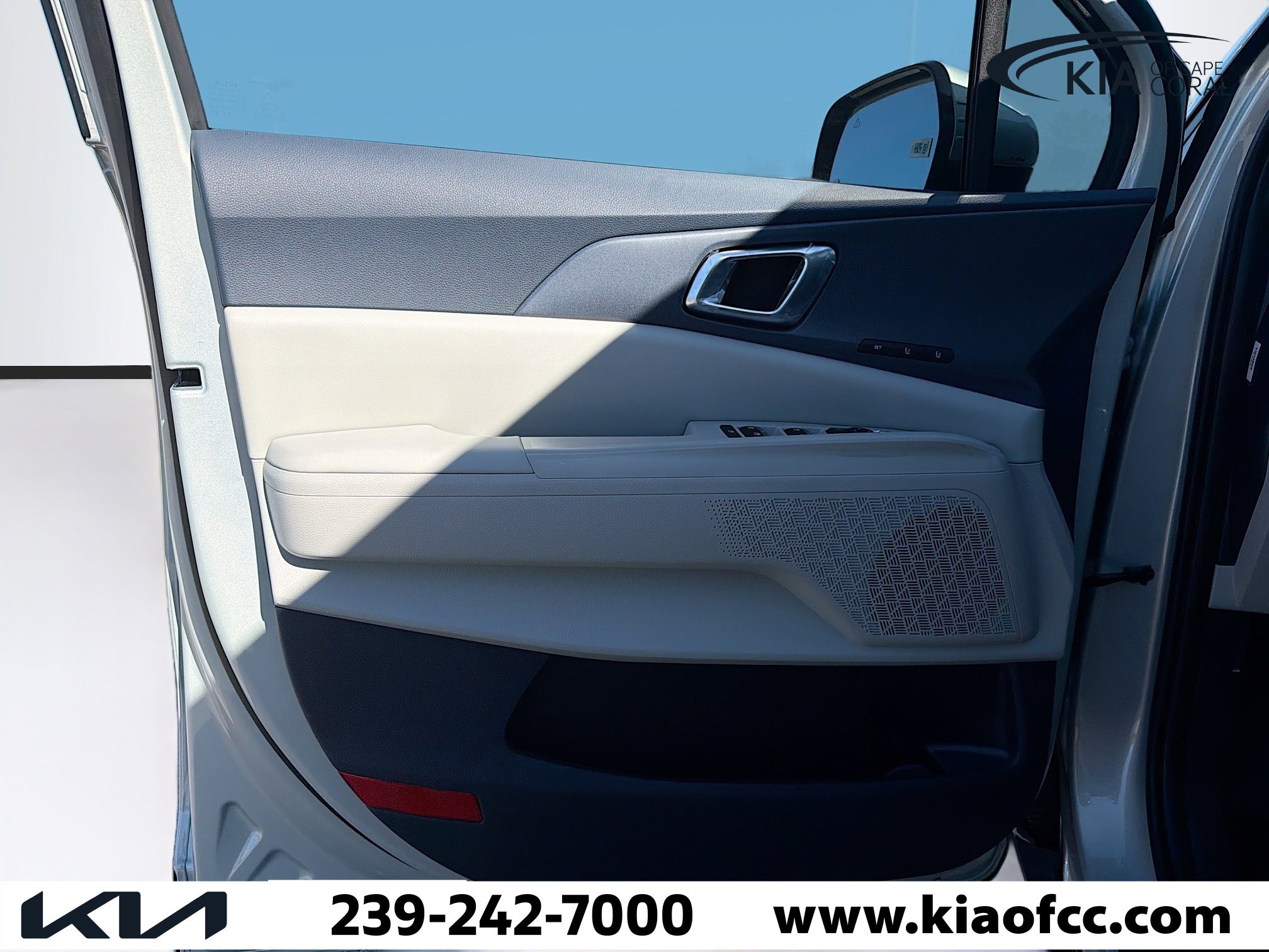 New 2026 Kia Carnival SX image 21