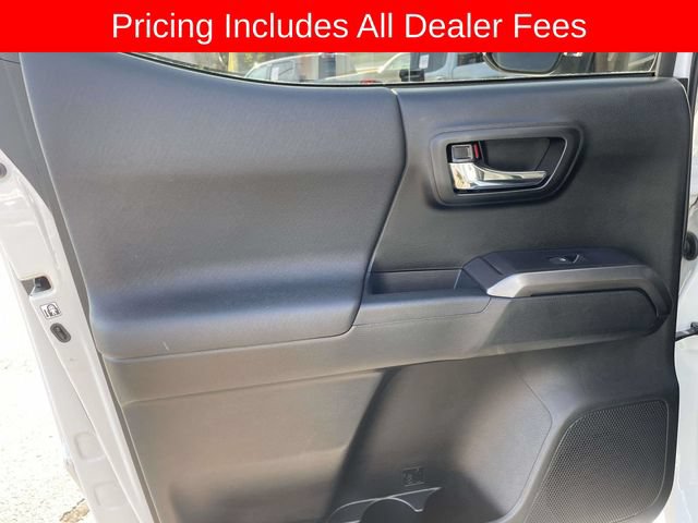Used 2017 Toyota Tacoma TRD Sport w/ Tow Package (A/T) AWD/4WD image 17