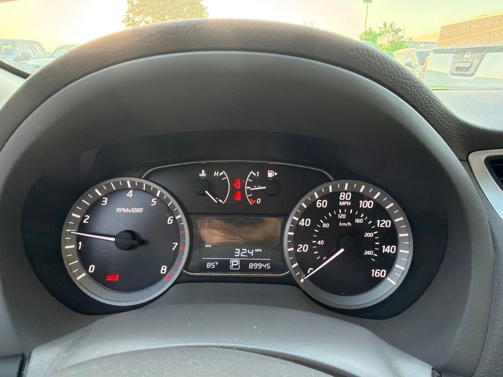 Used 2014 Nissan Sentra SV w/ SV Driver Package FWD image 16