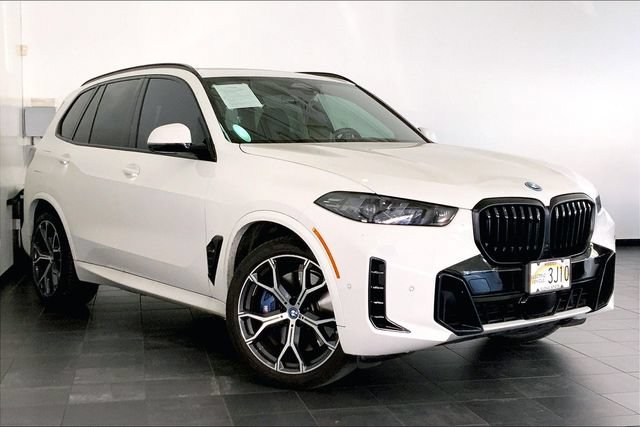 Certified 2024 BMW X5 xDrive50e w/ M Sport Package AWD/4WD image 2