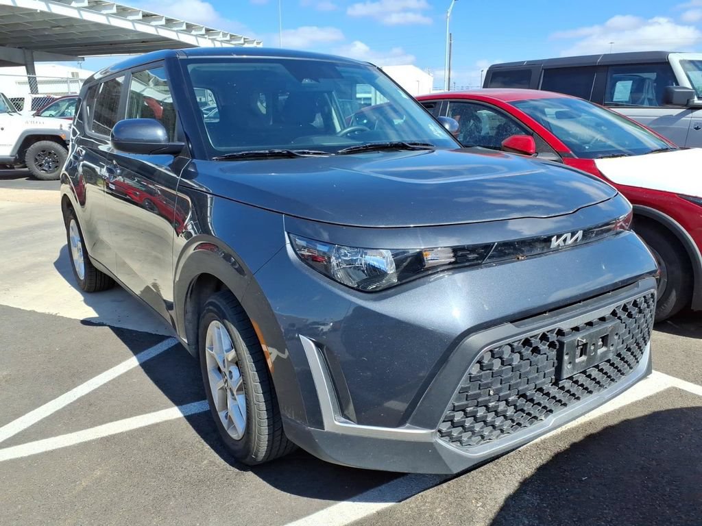 Certified 2024 Kia Soul LX w/ Option Group 015 FWD video 1