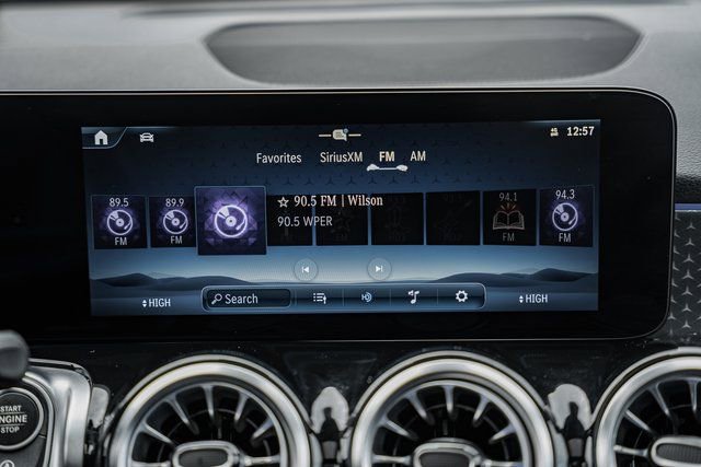 Certified 2024 Mercedes-Benz GLB 250 4MATIC w/ Winter Heating Package image 23