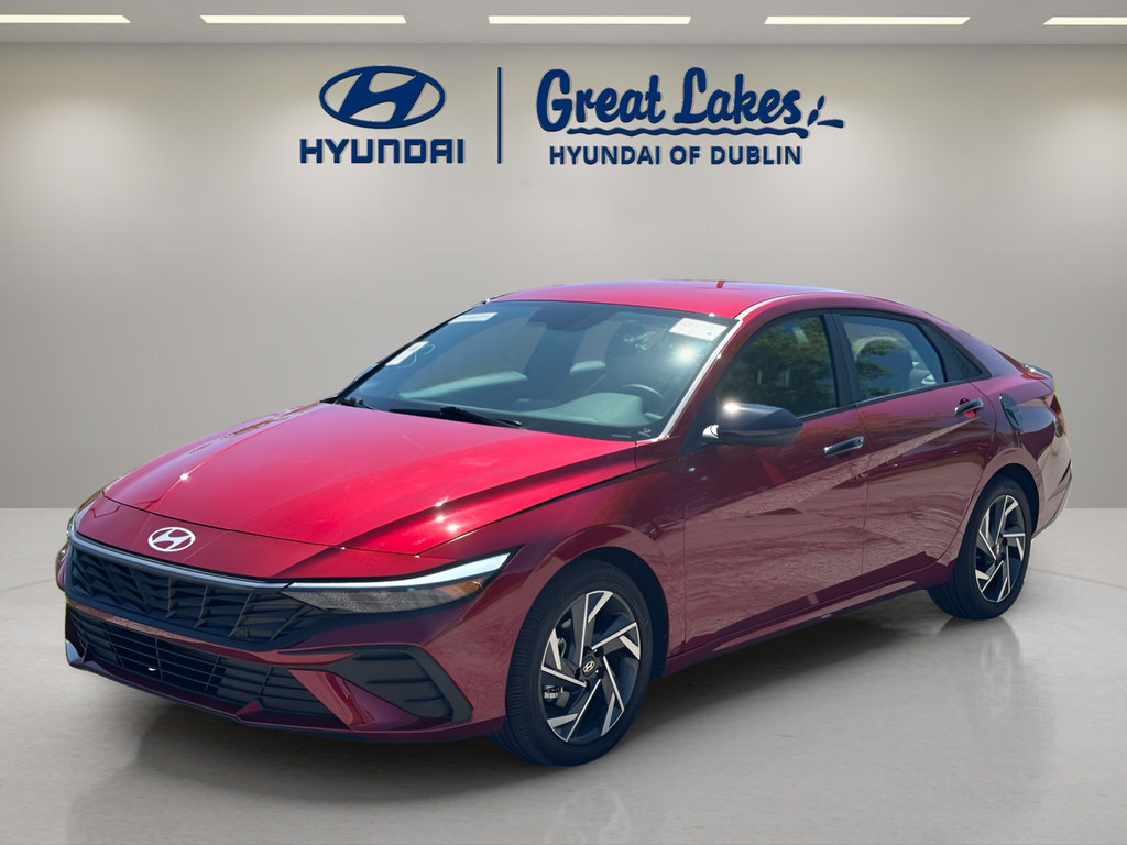 Certified 2025 Hyundai Elantra Sport FWD image 1