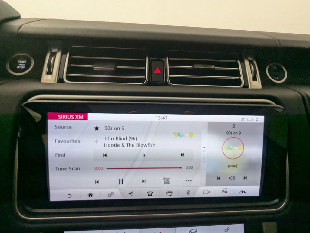 Used 2018 Land Rover Range Rover Long Wheelbase Supercharged AWD/4WD image 16