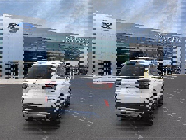 New 2023 Ford Escape SE image 8