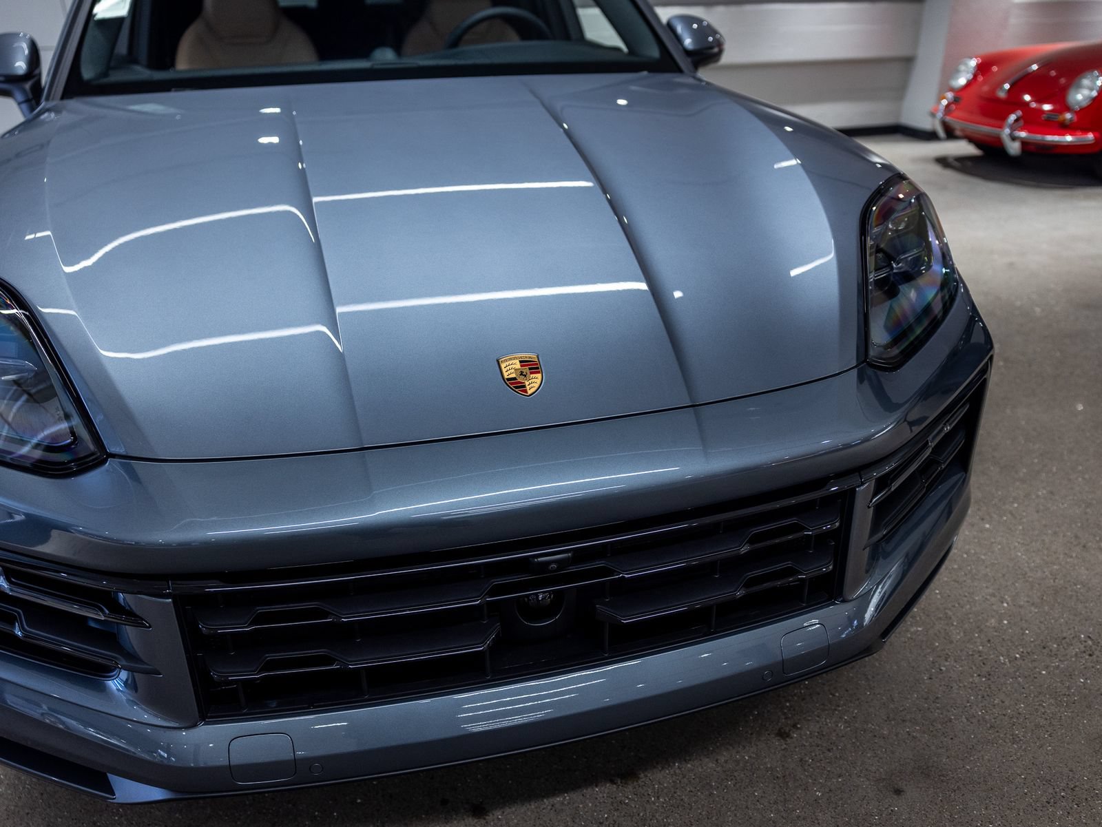 New 2026 Porsche Cayenne Coupe AWD/4WD image 13
