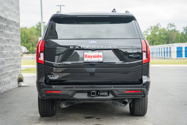 Used 2025 Ford Expedition Active AWD/4WD image 7