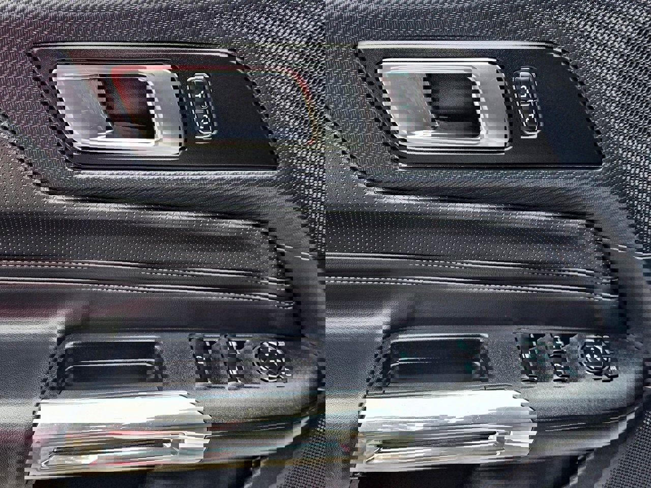 Used 2024 Ford Mustang Premium image 17