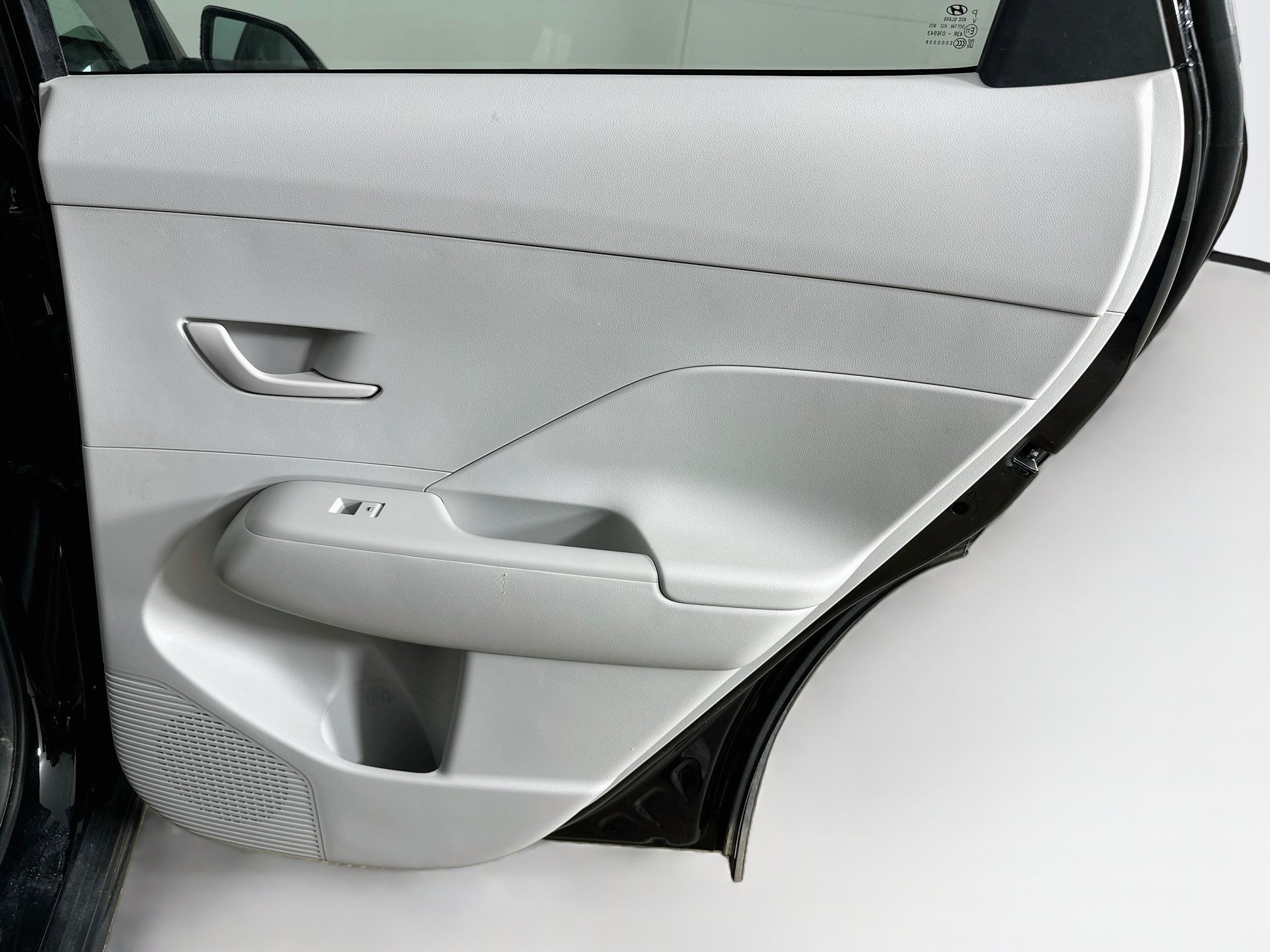Used 2025 Hyundai Kona SEL FWD image 28