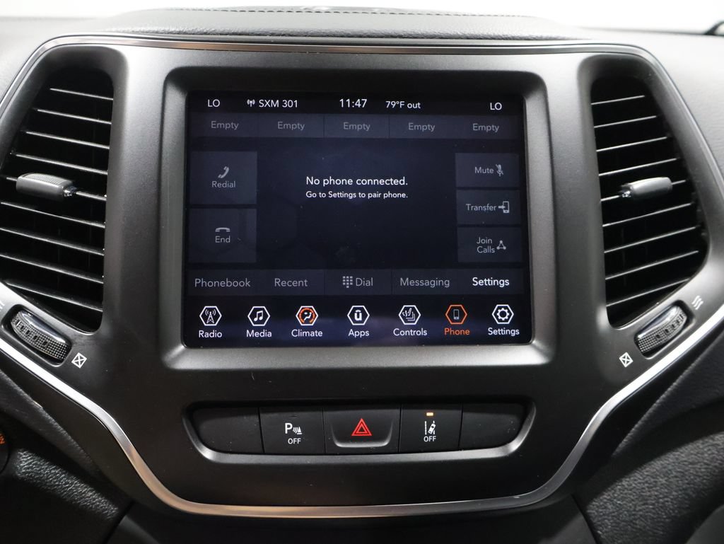Used 2021 Jeep Cherokee Latitude Lux w/ Comfort/Convenience Group AWD/4WD image 26
