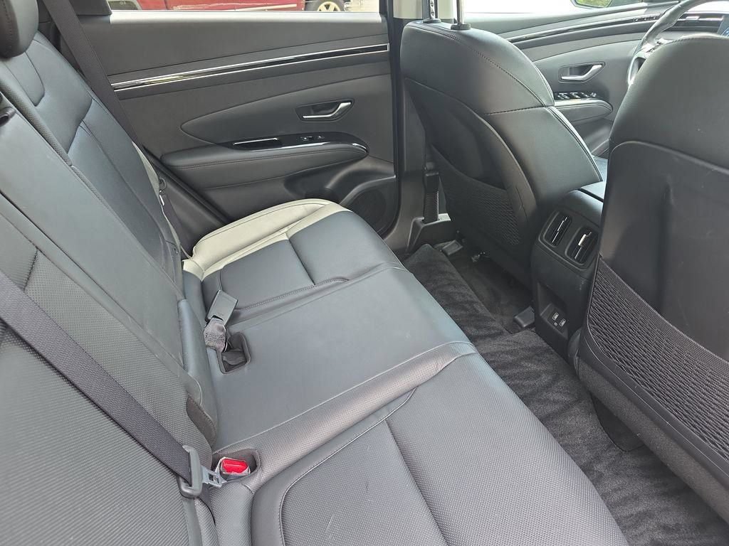 Used 2024 Hyundai Tucson Limited AWD/4WD image 18