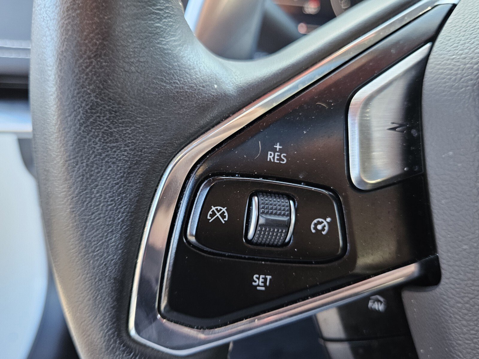 Certified 2020 Chevrolet Corvette Stingray Preferred Cpe w/ 2LT Preferred Equipment Group image 31