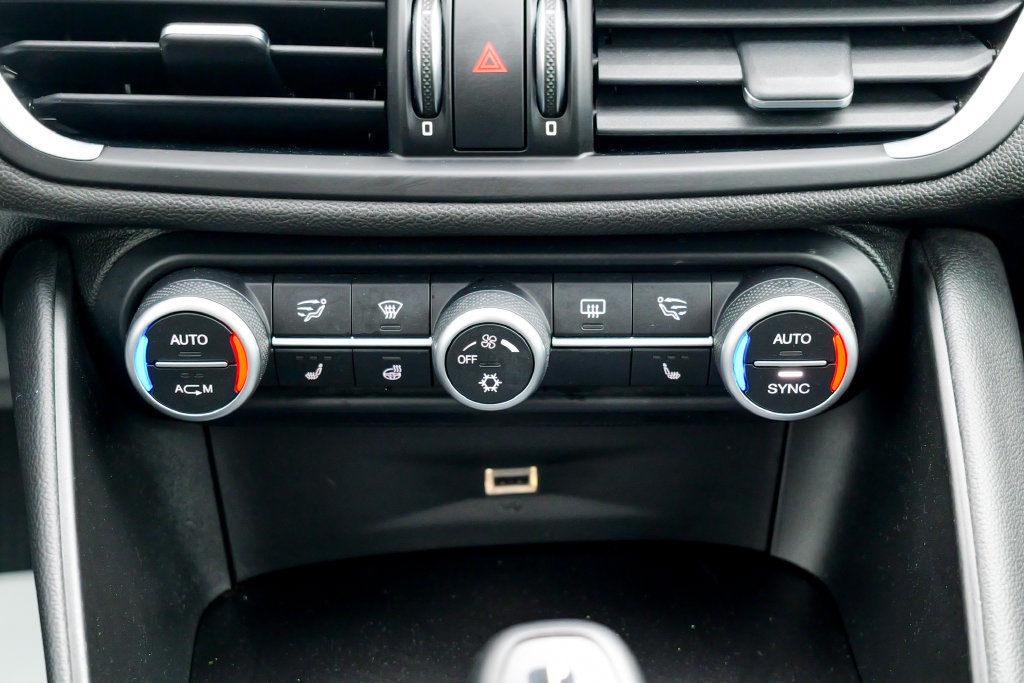 Used 2017 Alfa Romeo Giulia AWD w/ Cold Weather Package image 49