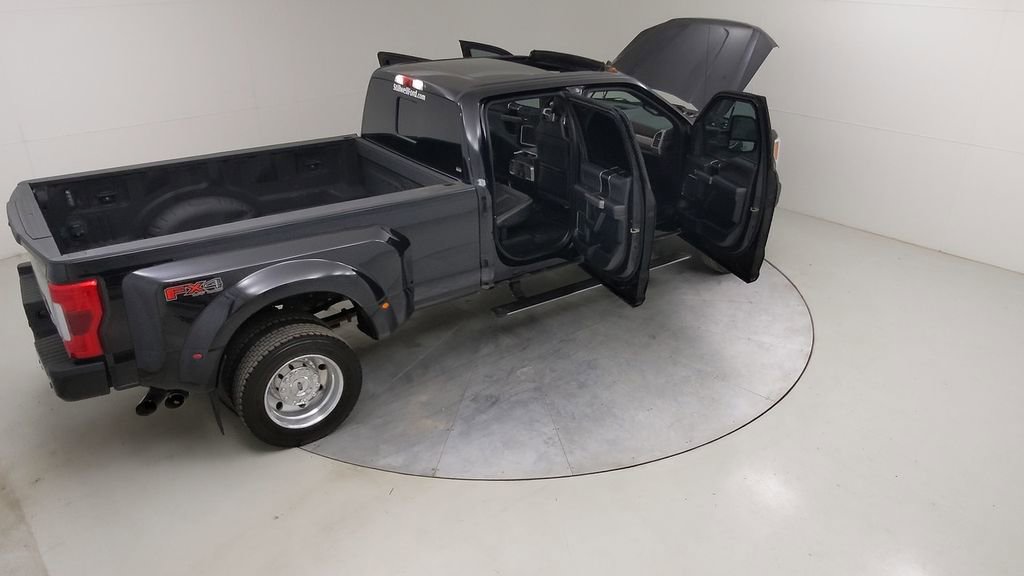 Certified 2019 Ford F450 Platinum w/ Platinum Ultimate Package image 53