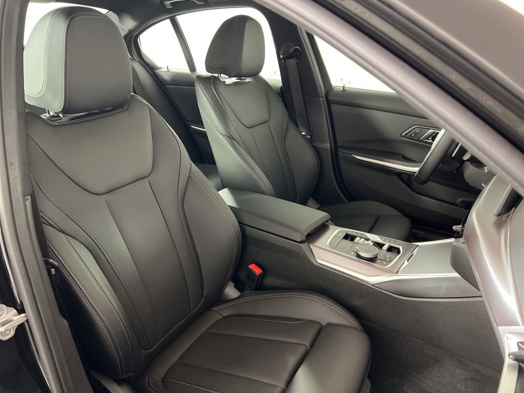 Certified 2025 BMW 330i xDrive 330i xDrive w/ Premium Package image 39