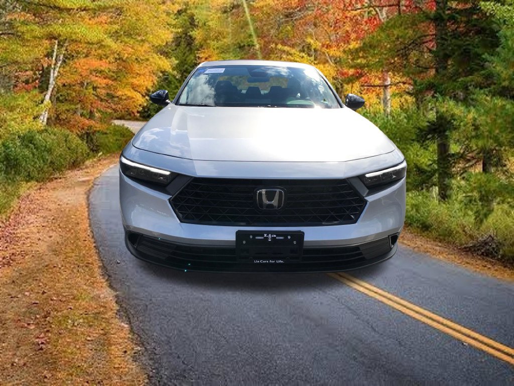 Certified 2025 Honda Accord SE image 2
