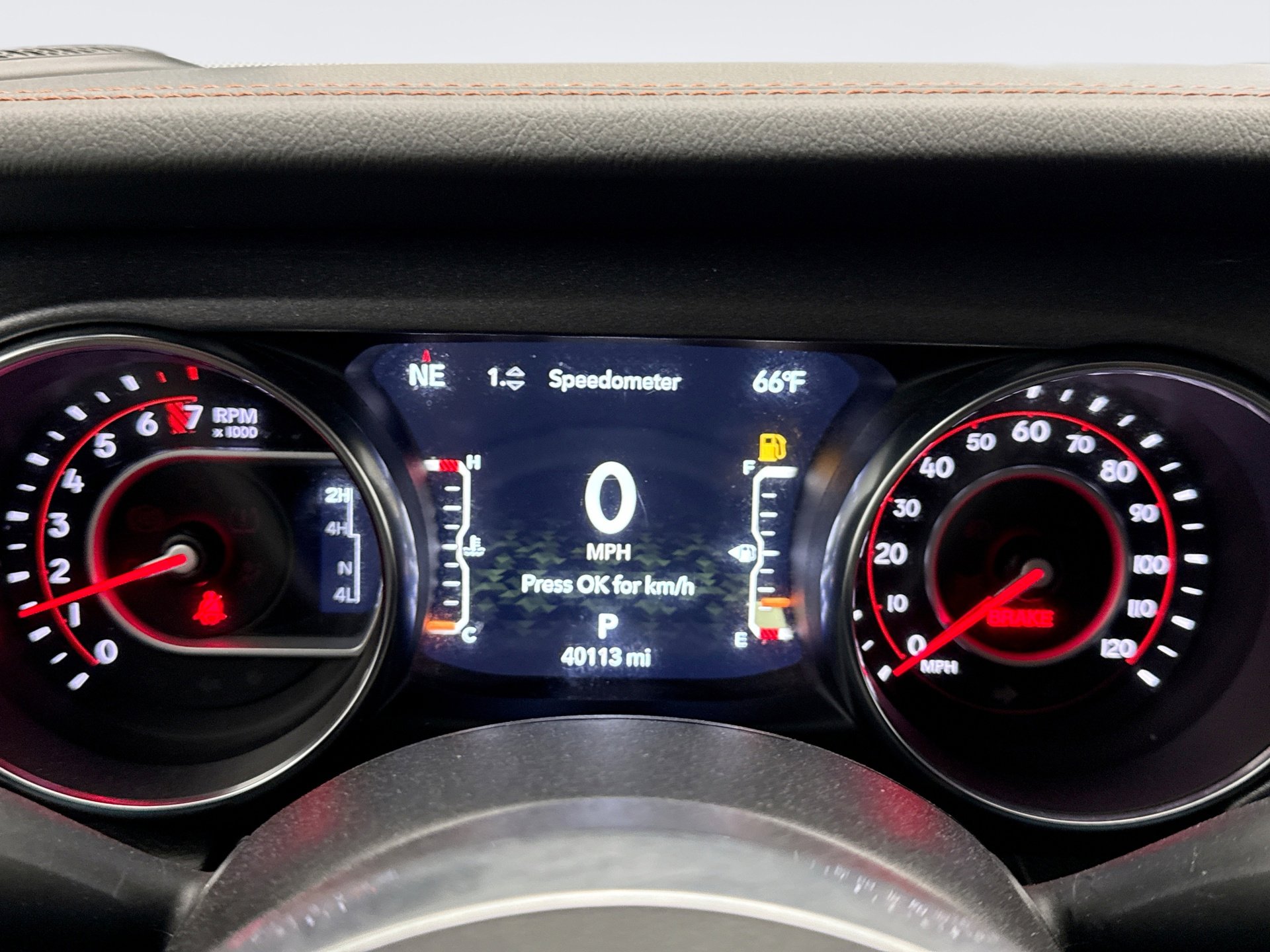 Used 2022 Jeep Gladiator Mojave w/ Dual Top Group image 13