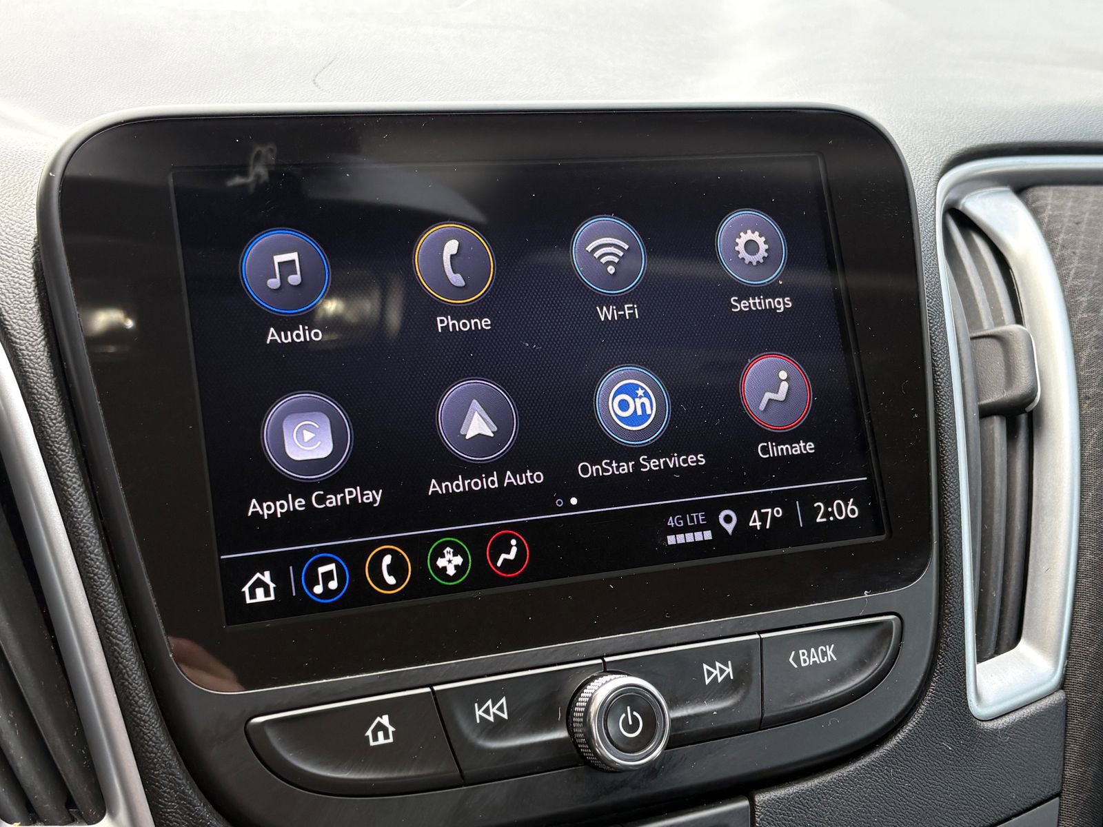 Used 2022 Chevrolet Malibu LT FWD image 31