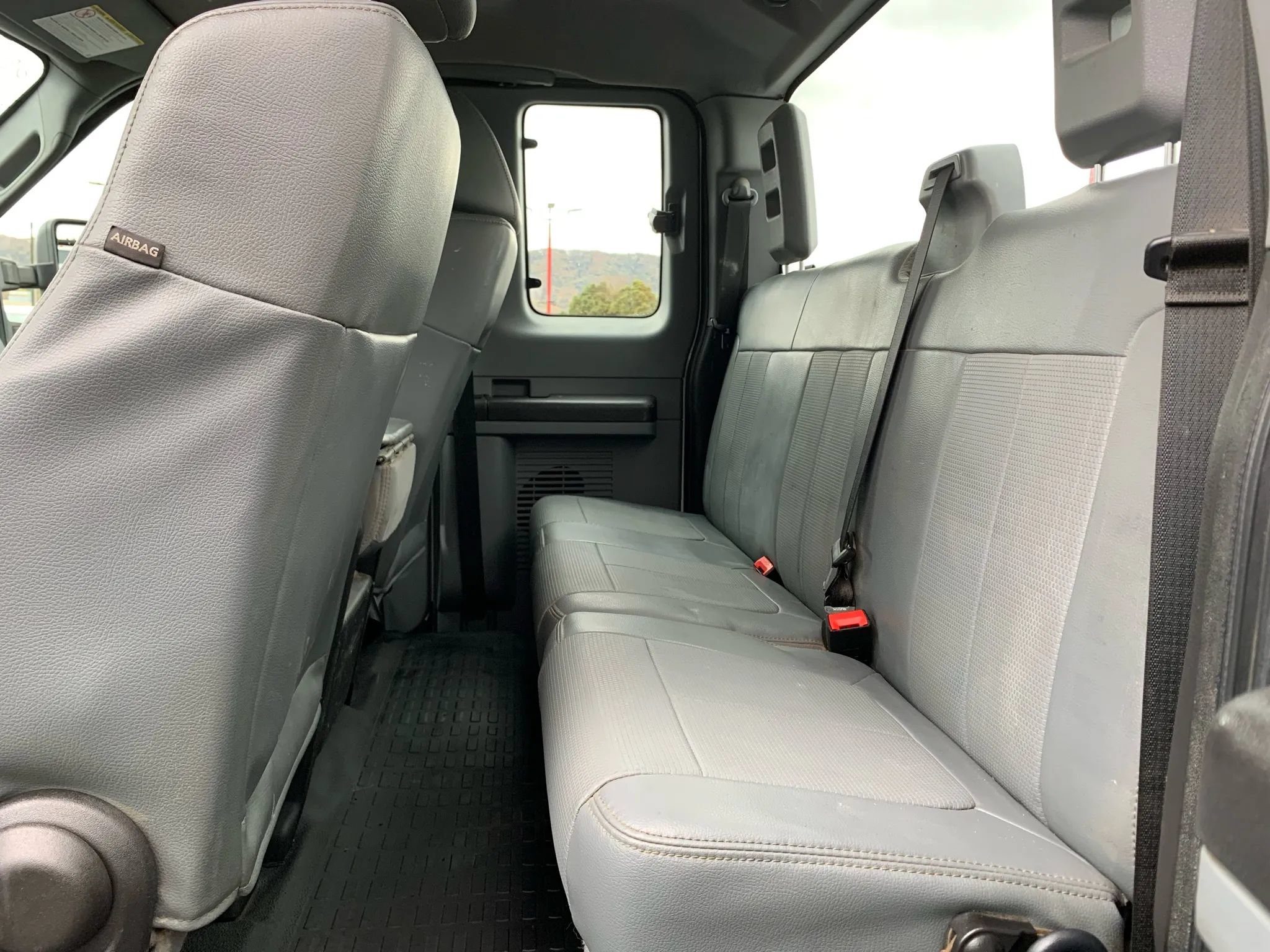 Used 2015 Ford F250 XL w/ Power Equipment Group AWD/4WD image 28