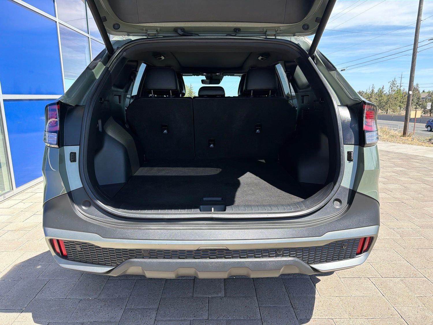 Used 2023 Kia Sportage X-Line w/ X-Line Premium Package AWD/4WD video 2